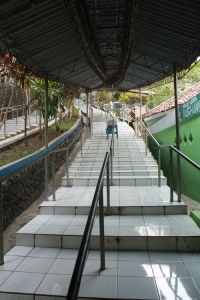 tangga menuju Makom Mama Cikundul